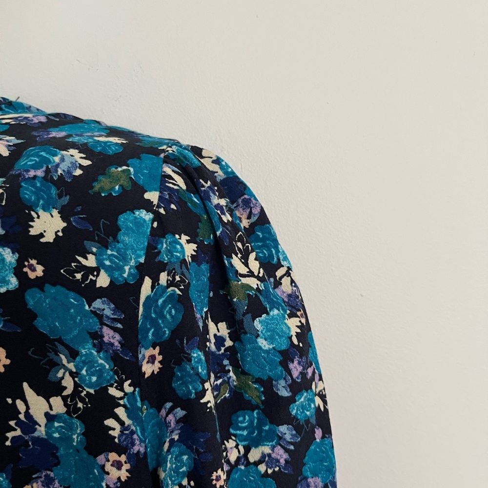 Zara pretty floral dress - Picture 6 of 13